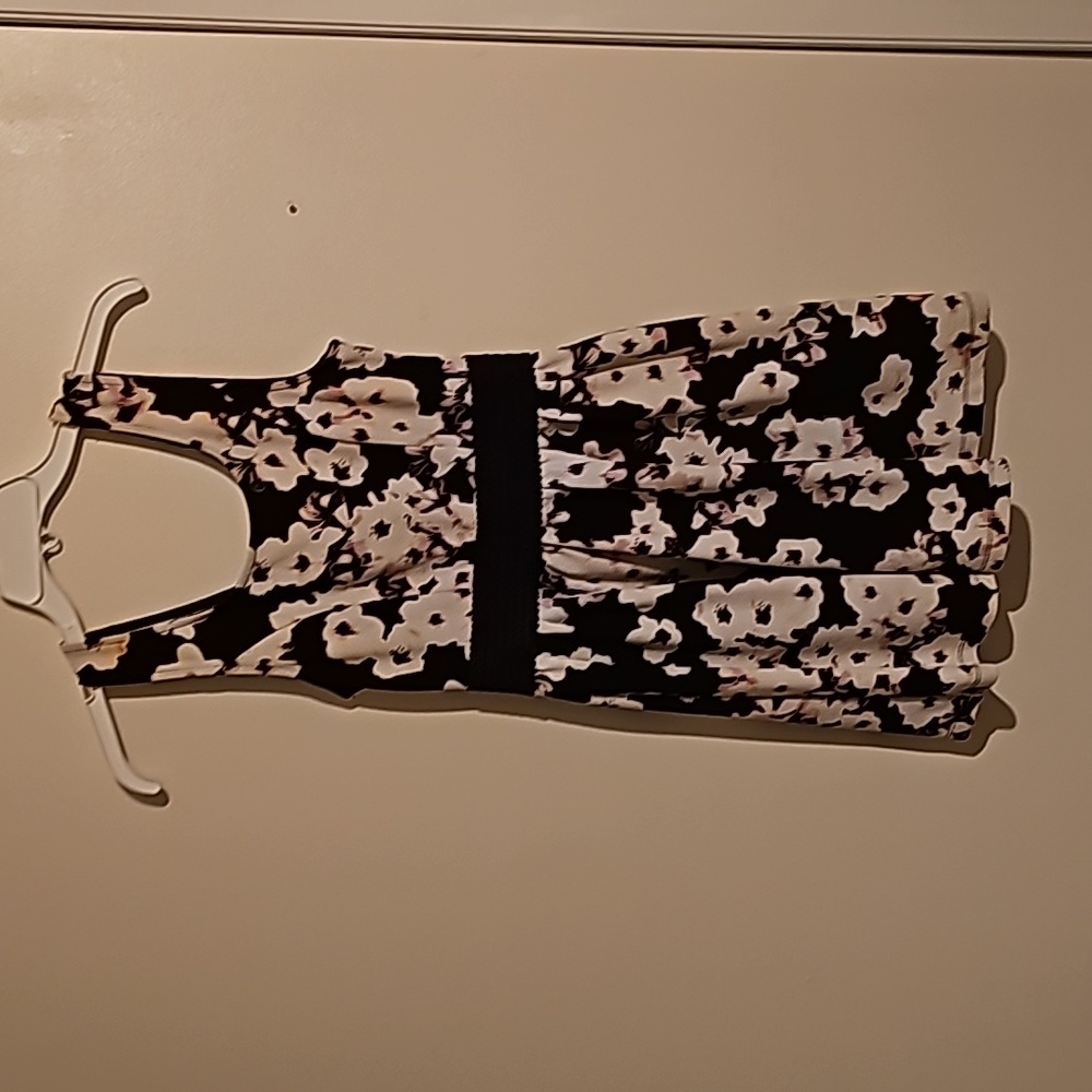 Dark blue flower patterned dress
